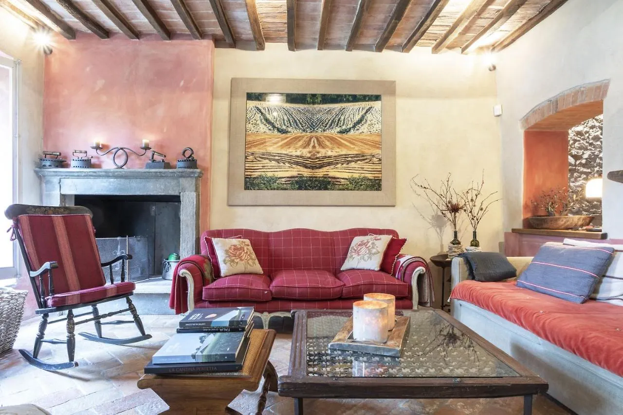 Molino L'Oppino 6, Emma Villas Torrita di Siena Italy